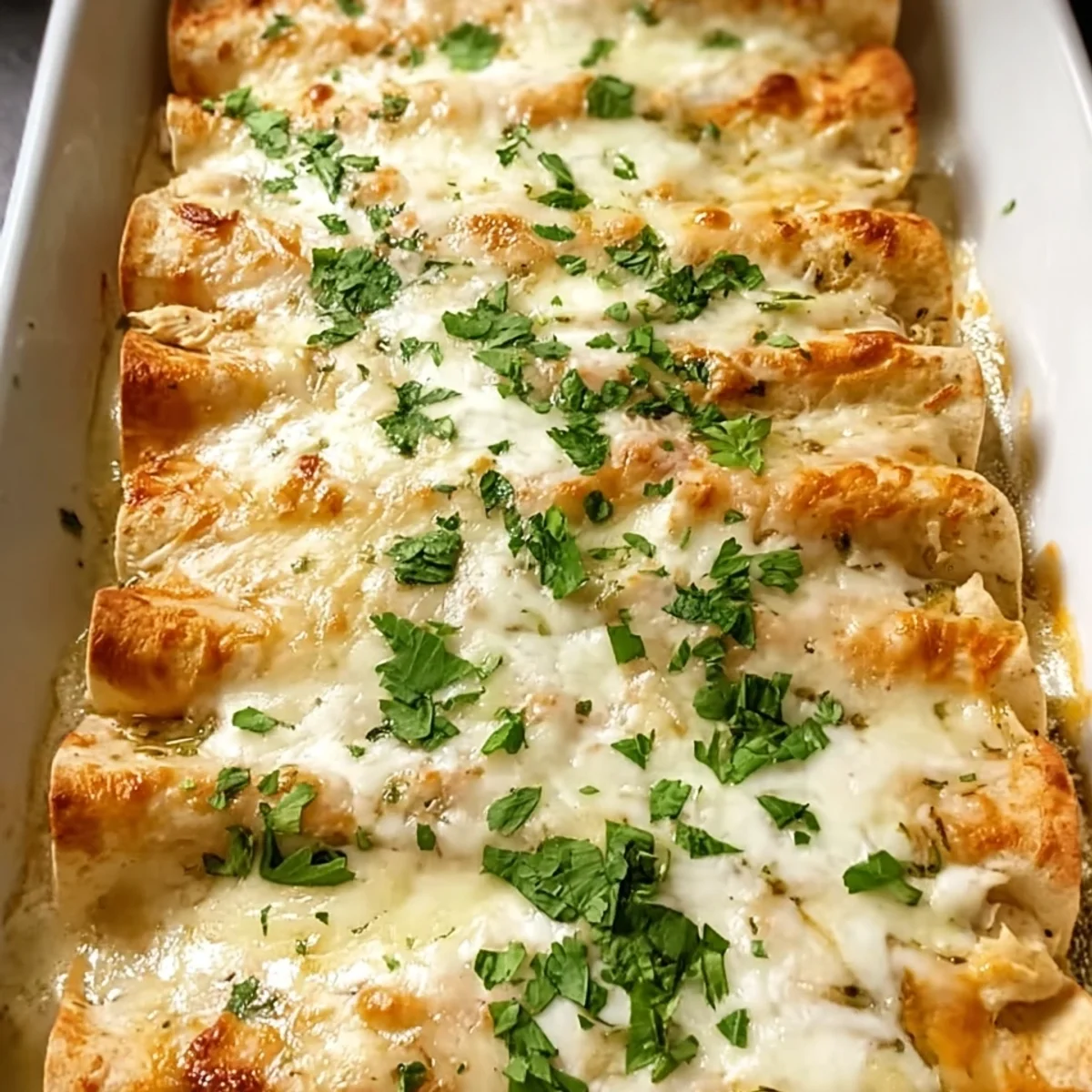 Creamy White Chicken Enchiladas: Easy Dinner Recipe