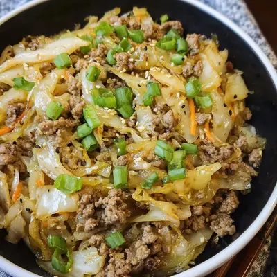 Keto Egg Roll Bowl: Quick & Easy Asian Dinner