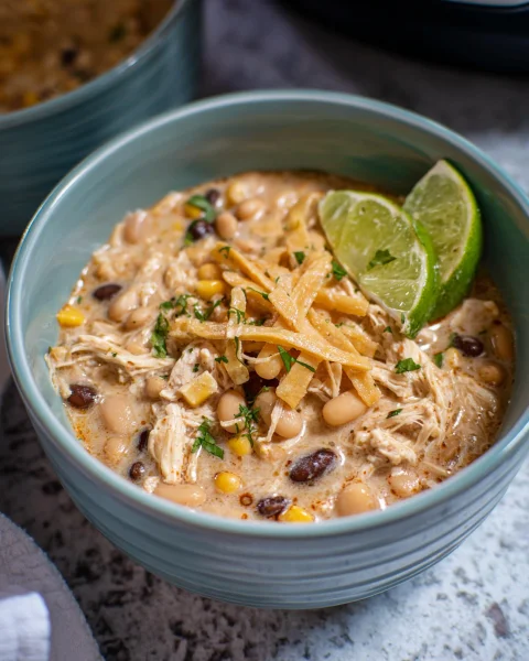 Creamy Crock Pot White Chicken Chili